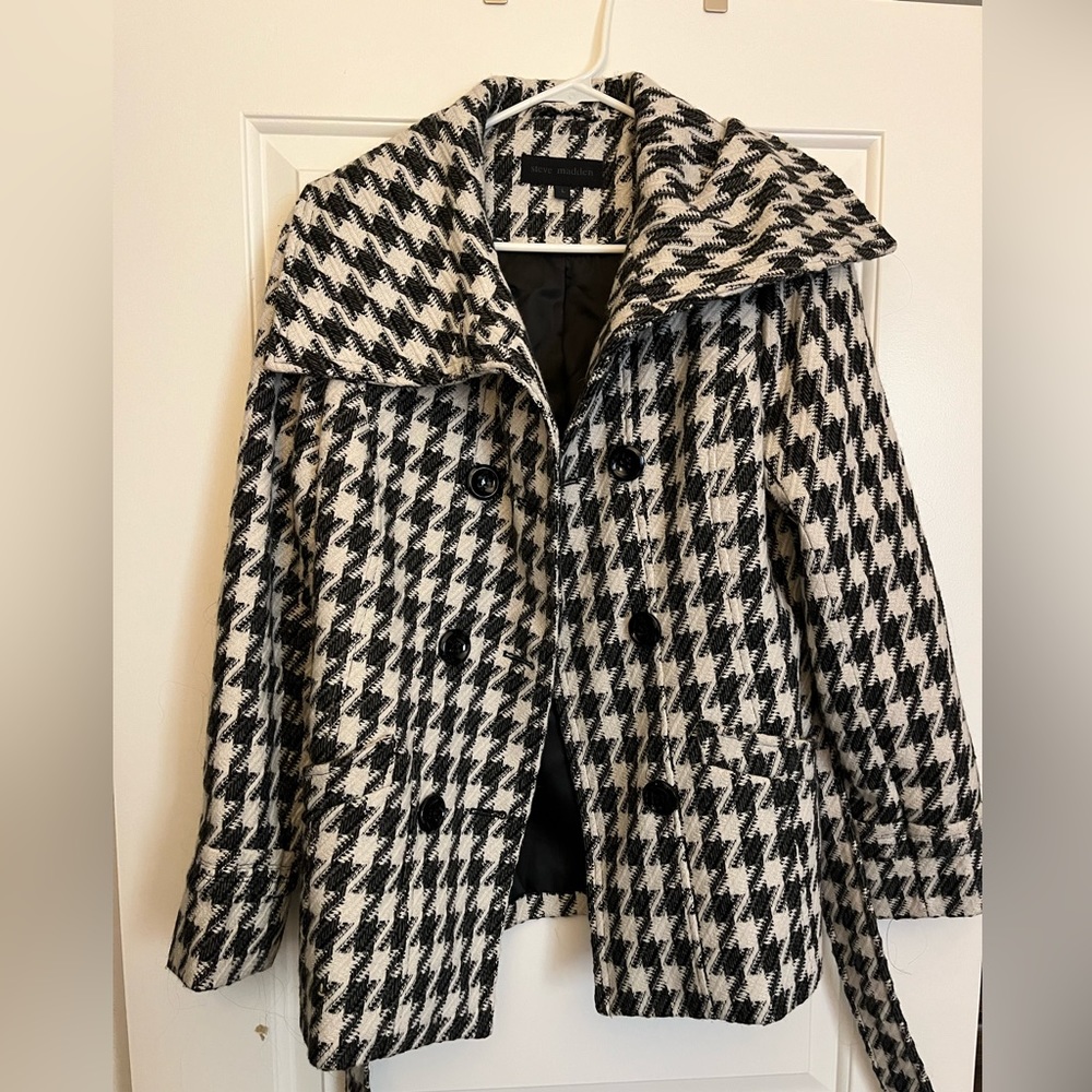 Steve Madden houndstooth coat